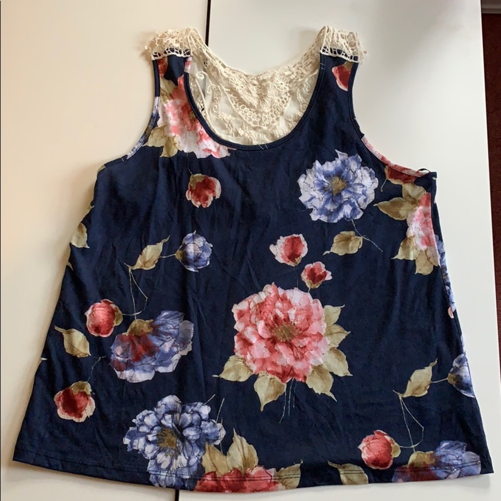 Forever 21 tank top size M